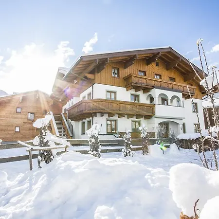 Ausserraingut Apartmán Flachau